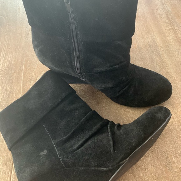 Women’s Inc. International Concept Booties - Picture 8 of 9